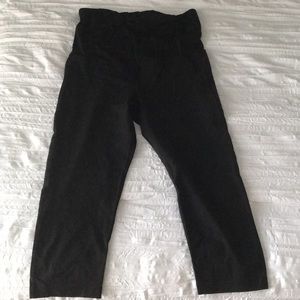 Maternity exercise capri pants